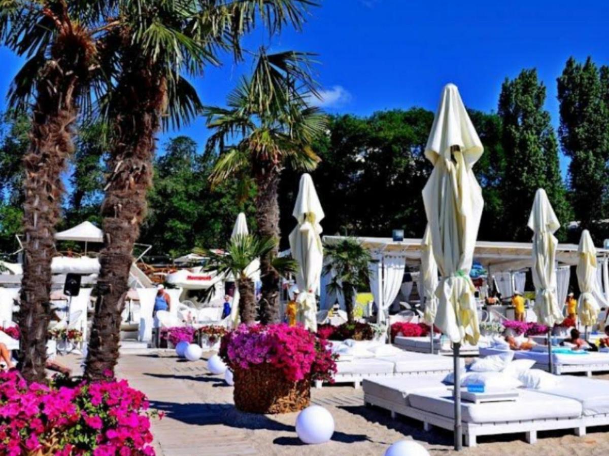 Arcadia Vip-Apartments In Golfstream Odessza Kültér fotó